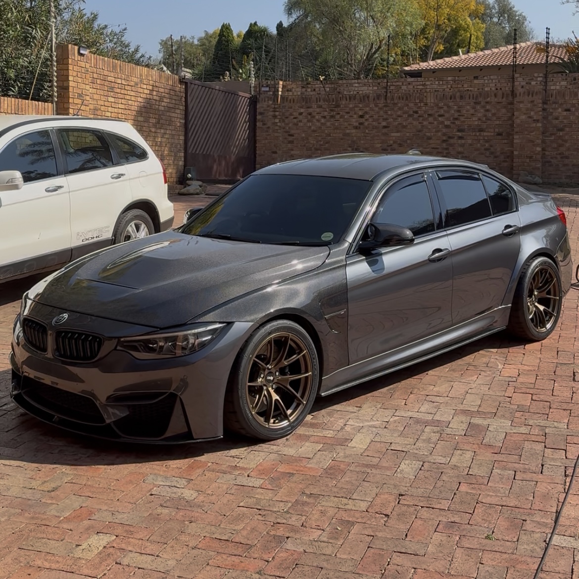 Premium mobile auto detailing service by Bully Detailing